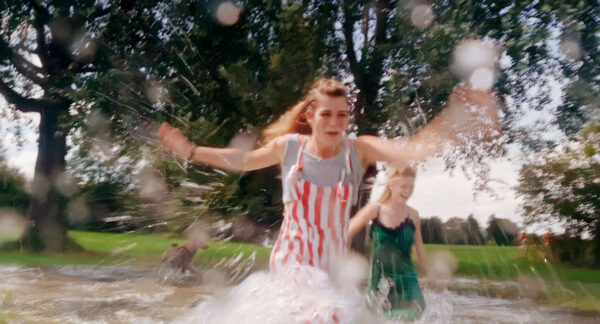 210923_Let’s Really Live_Graded_Master_GRAIN.00_03_36_14.Standbild042